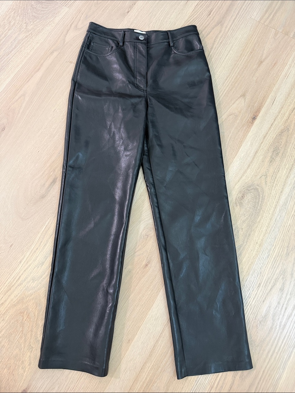 Wilfred Aritzia Vegan Leather High Rise Straight Pants Black Size 6 Rebel Melina